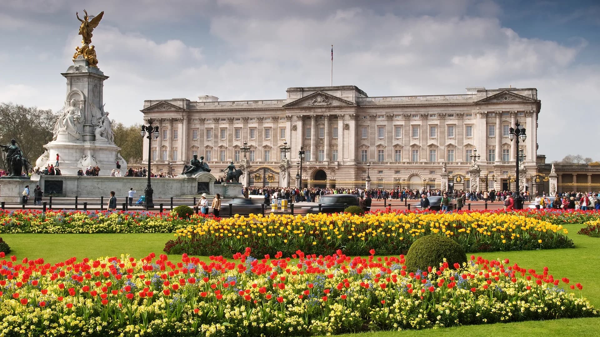 The Crown, Scandal & Ceremony